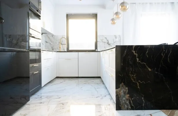 Como escolher porcelanato para piso e bancada da cozinha